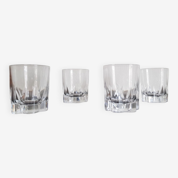 Set of 4 small glasses