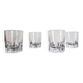 Set of 4 small glasses