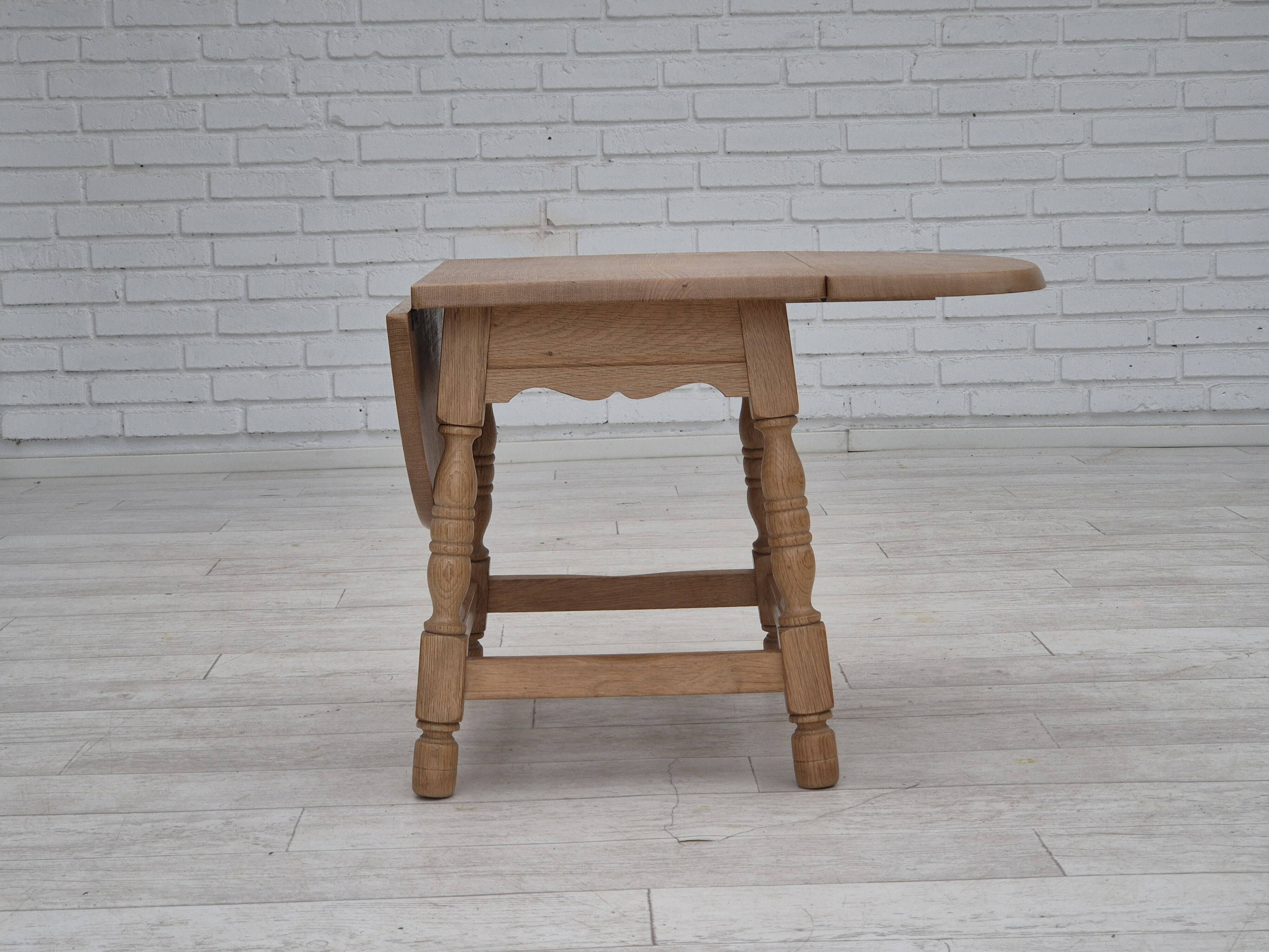 1970s, Danish foldable side table, solid oak wood, original condition.