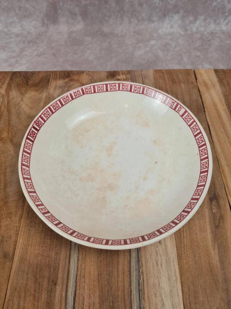 Assiette creuse ancienne Villeroy & Boch Mettlach – Modèle Blanca