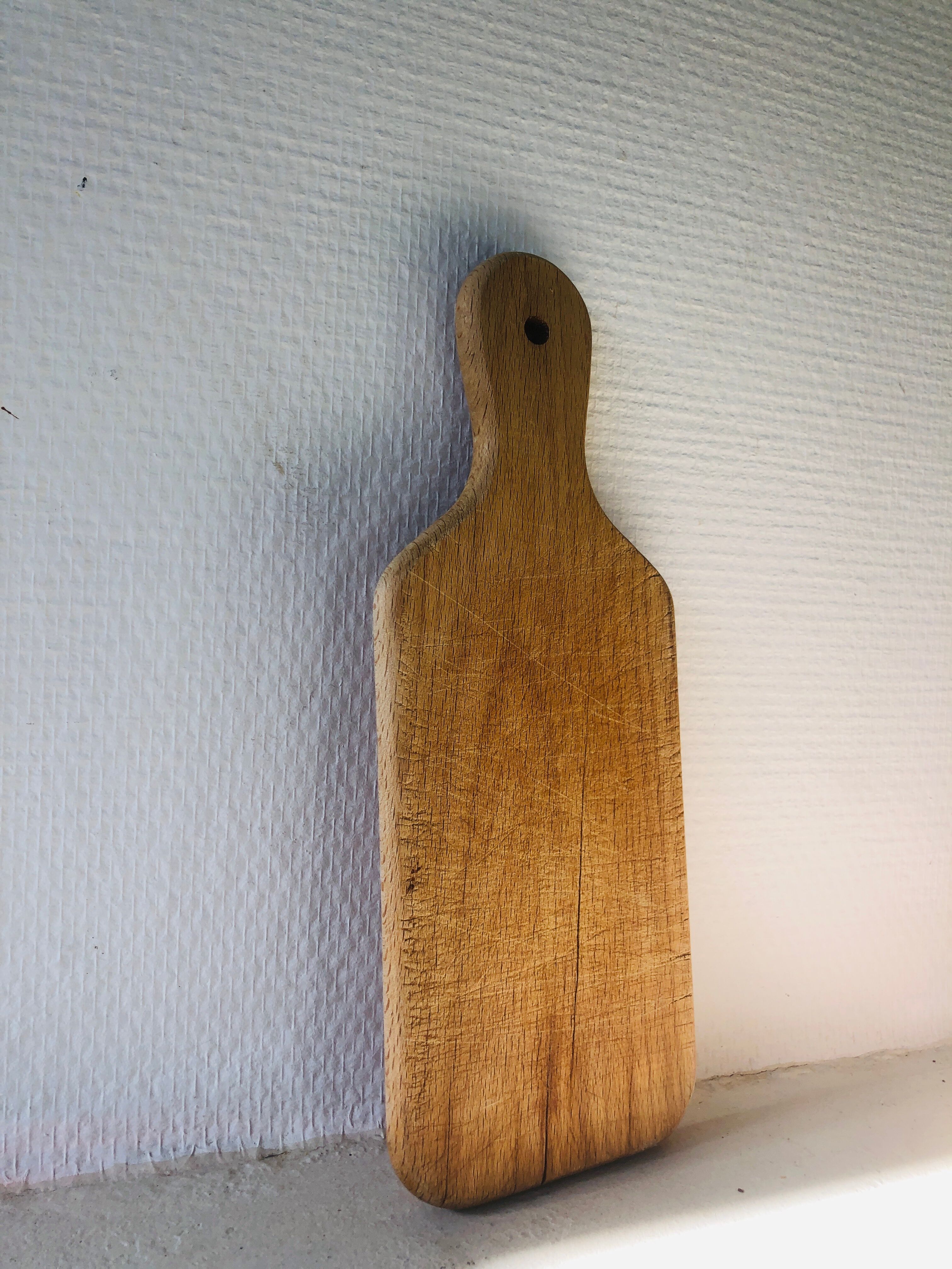 Wooden cutting board