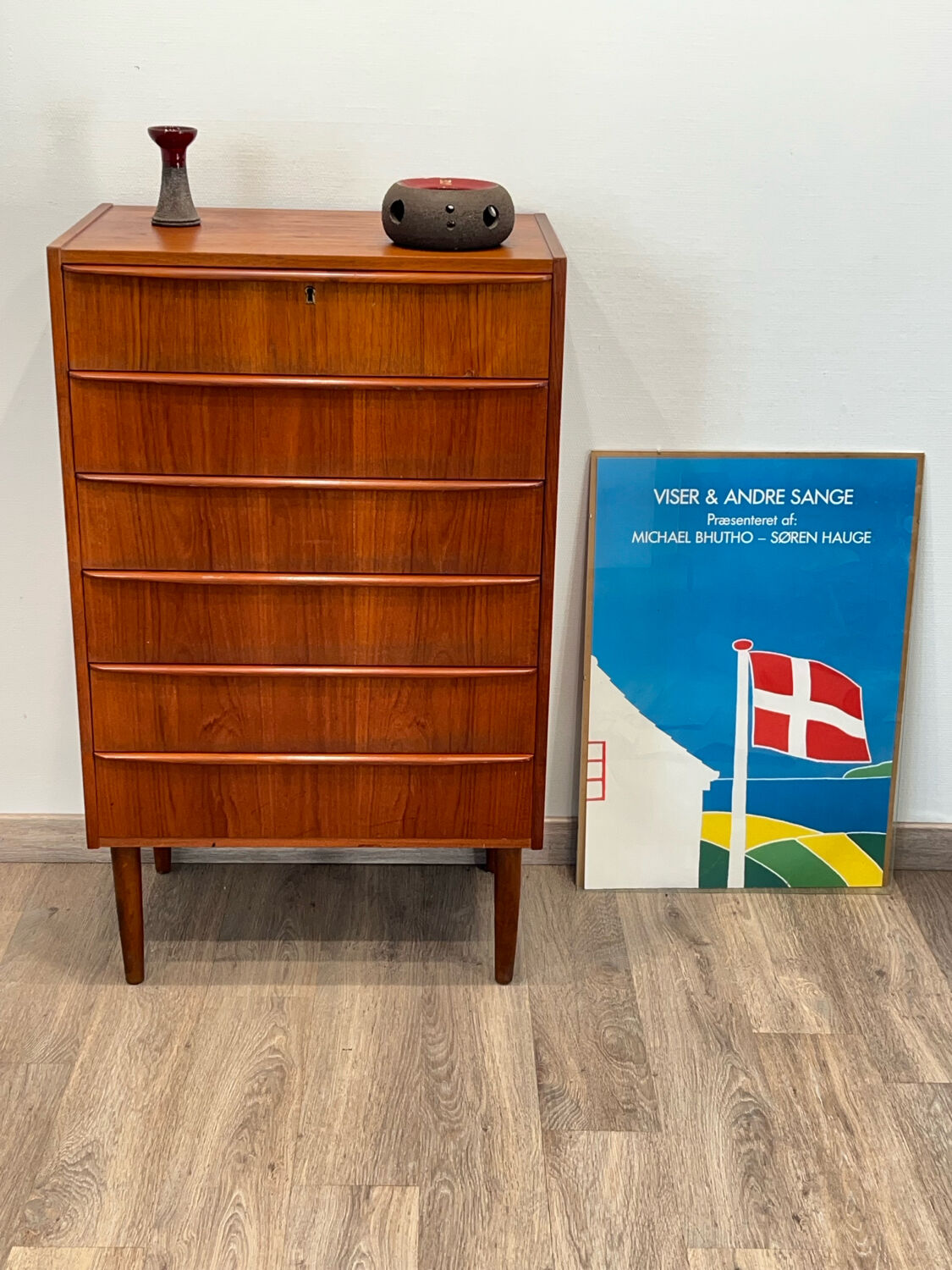 Scandinavian teak chest of drawers, Danish design from the 1950s/60s
