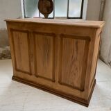 Pine shopping counter