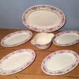 Together 4 ramekins, flat oval and sauce