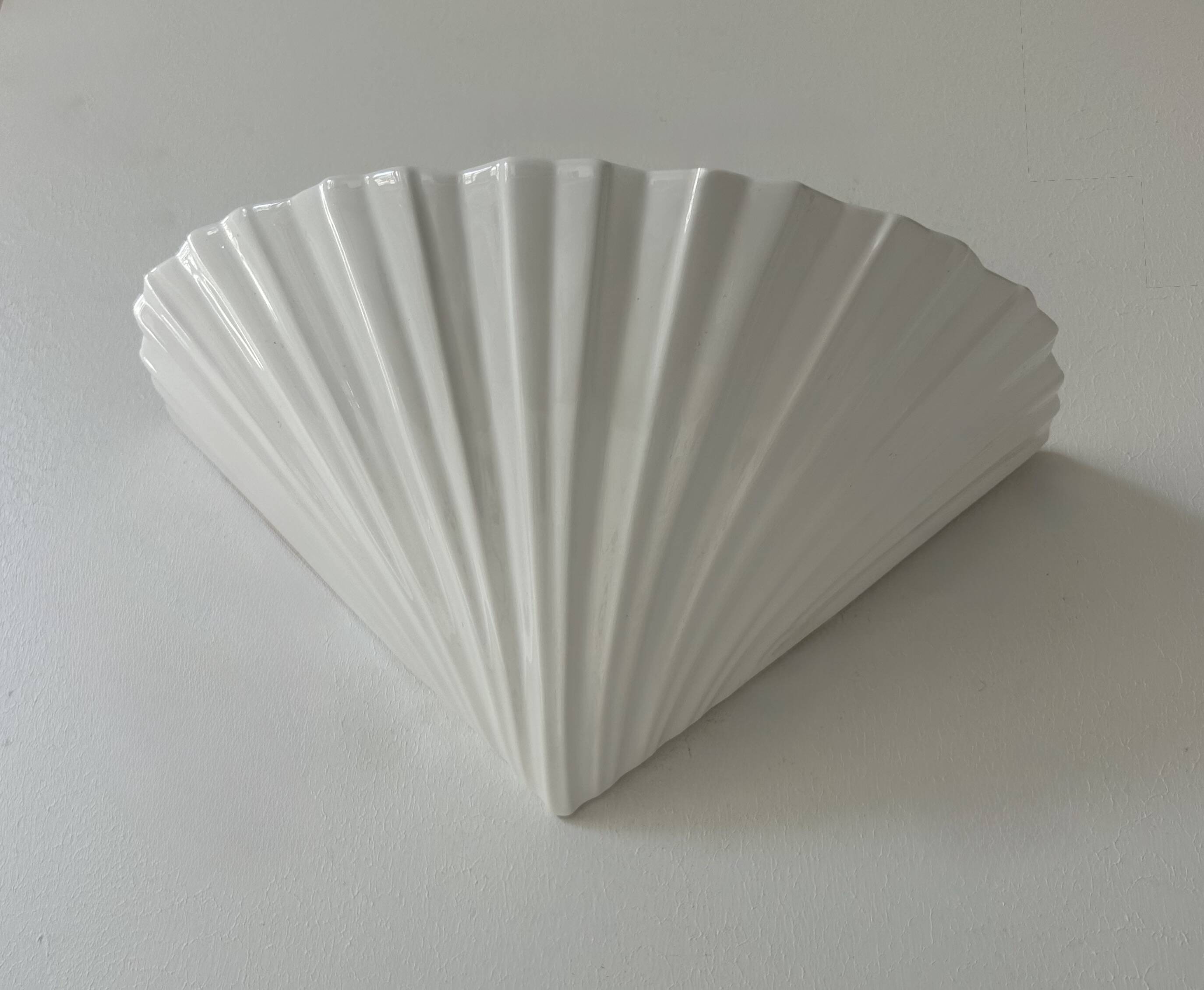 Vintage porcelain shell wall lamp, France 1970