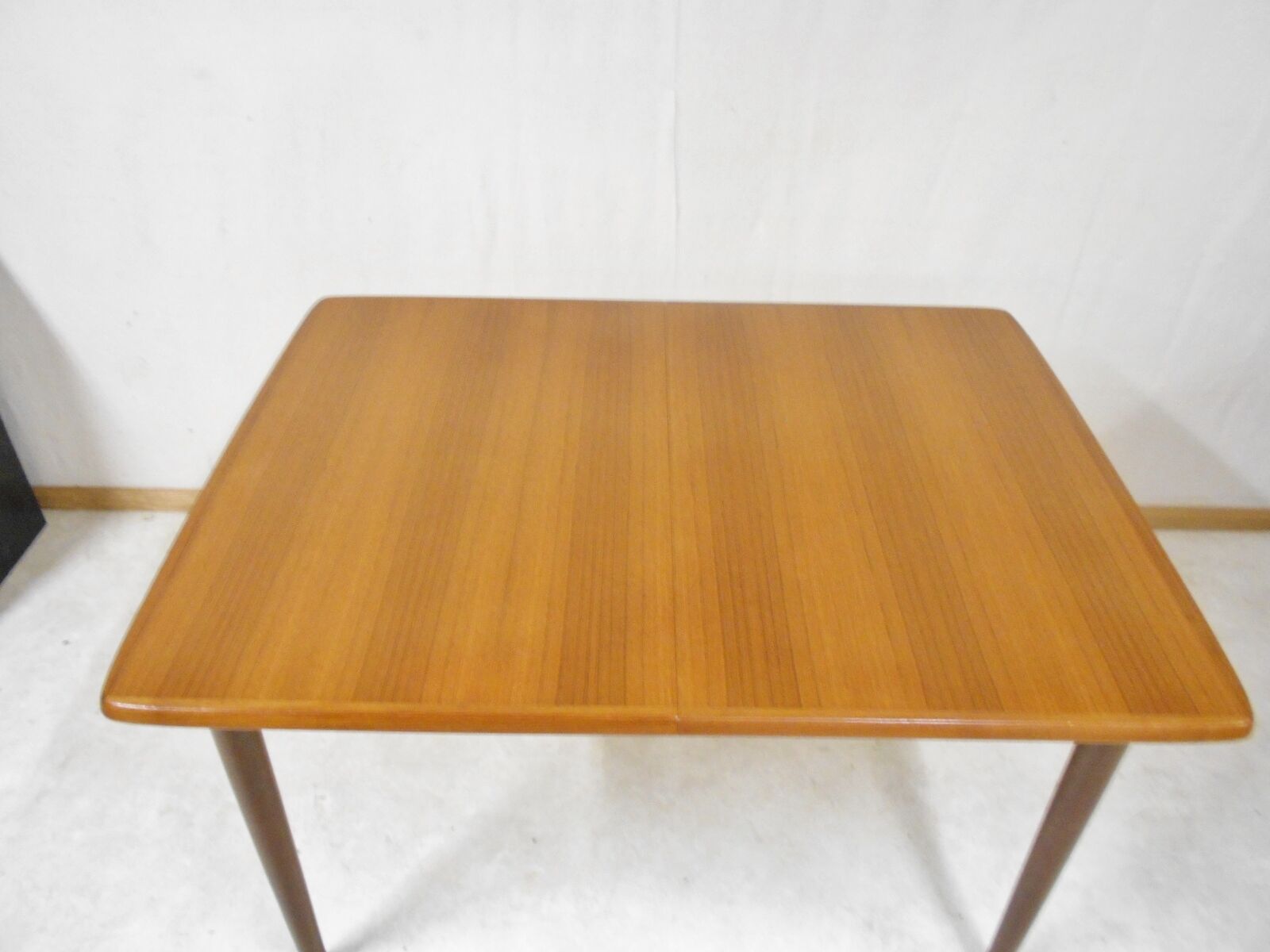 Scandinavian teak expandable table