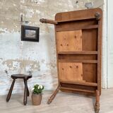 Table with turned legs in solid wood