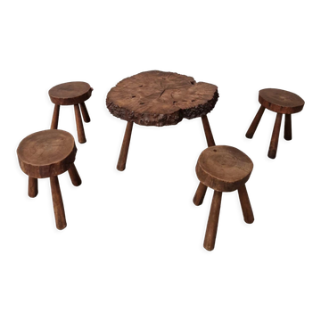 4 tabourets et 1 table basse noyer
