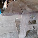 Farm table