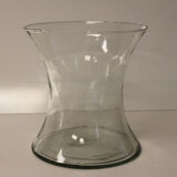 Photophore vase in the shape of a transparent diabolo