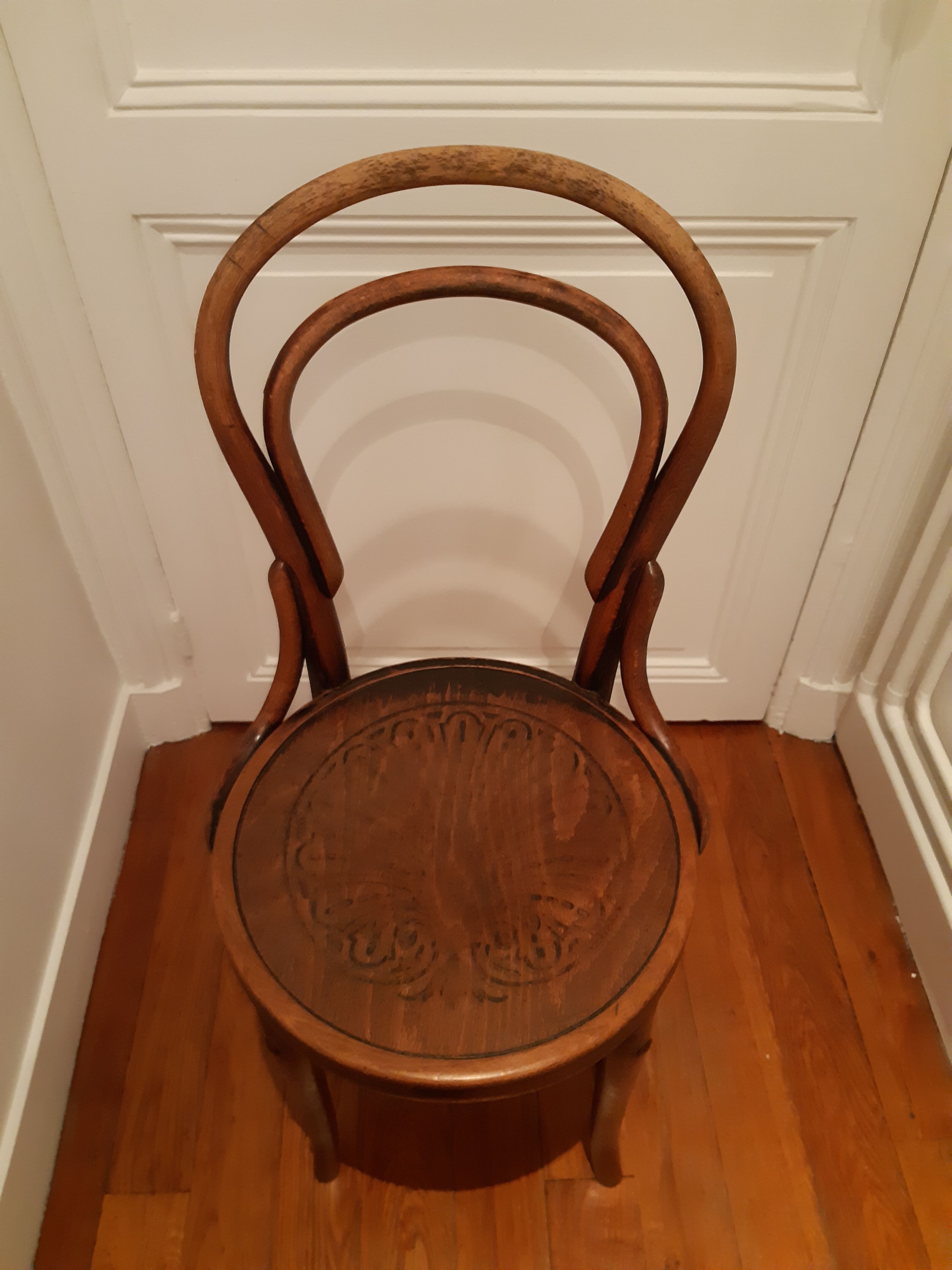 Lot of 2 bistro chairs