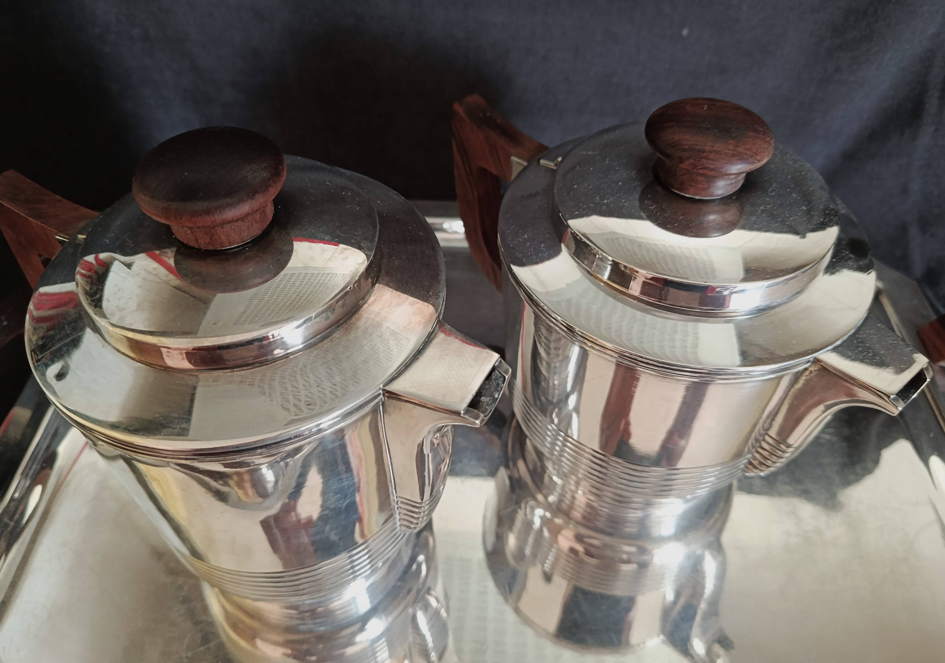 Art Deco coffee and tea service, silversmith Noël Collet, 1930s, 5 pieces.