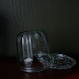 Paire d'anciens moules cannelés en verre. Moules à kouglof / Moules à confitures