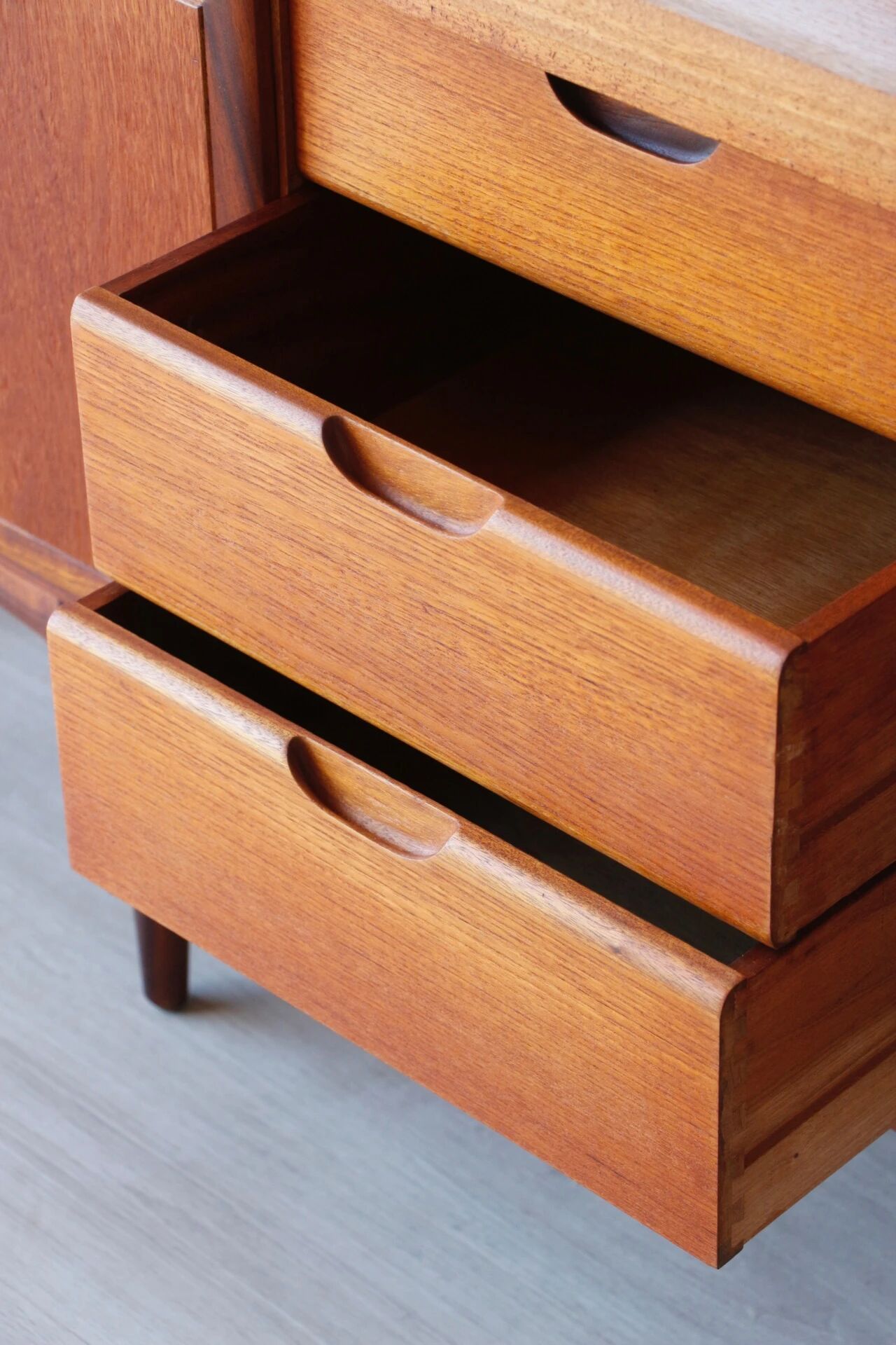 Buffet Greaves Thomas – Vintage teak enfilade 1960