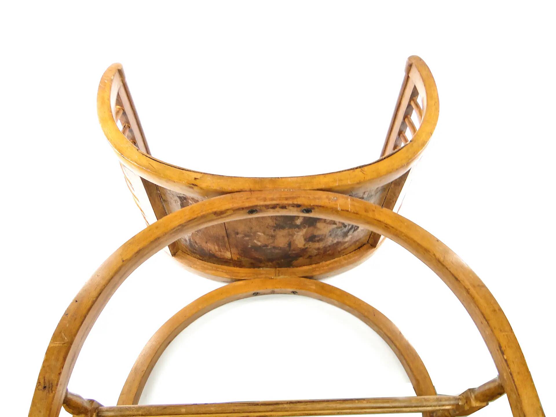 Chaise de type gondole Empire, en bois, Pologne, début du 20e siècle