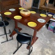 High table / bar table in teak – 4 to 6 people