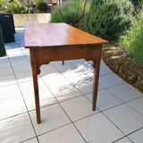Farm table