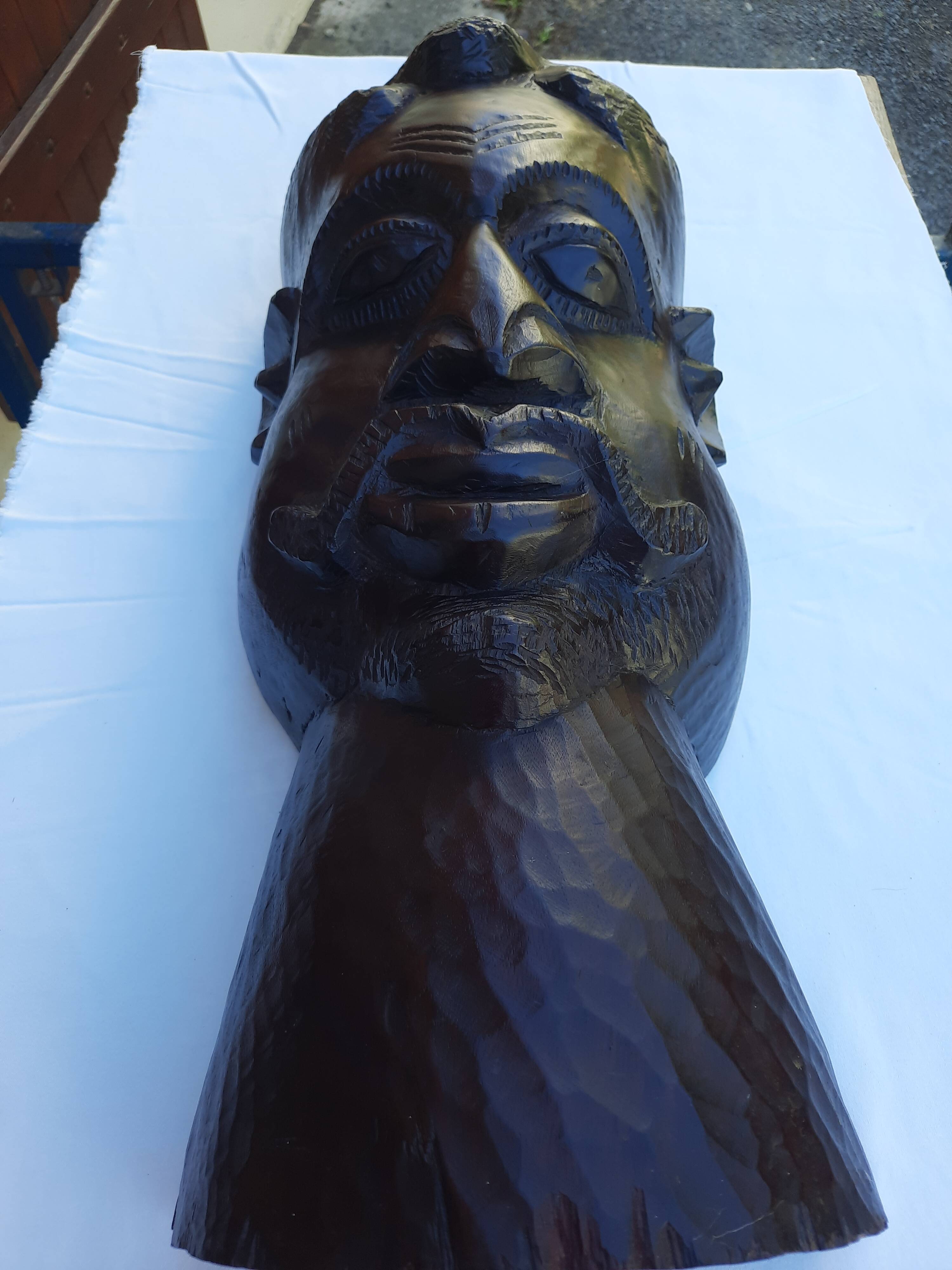 Large carved African head in exotic wood – Madagascar – 65 cm