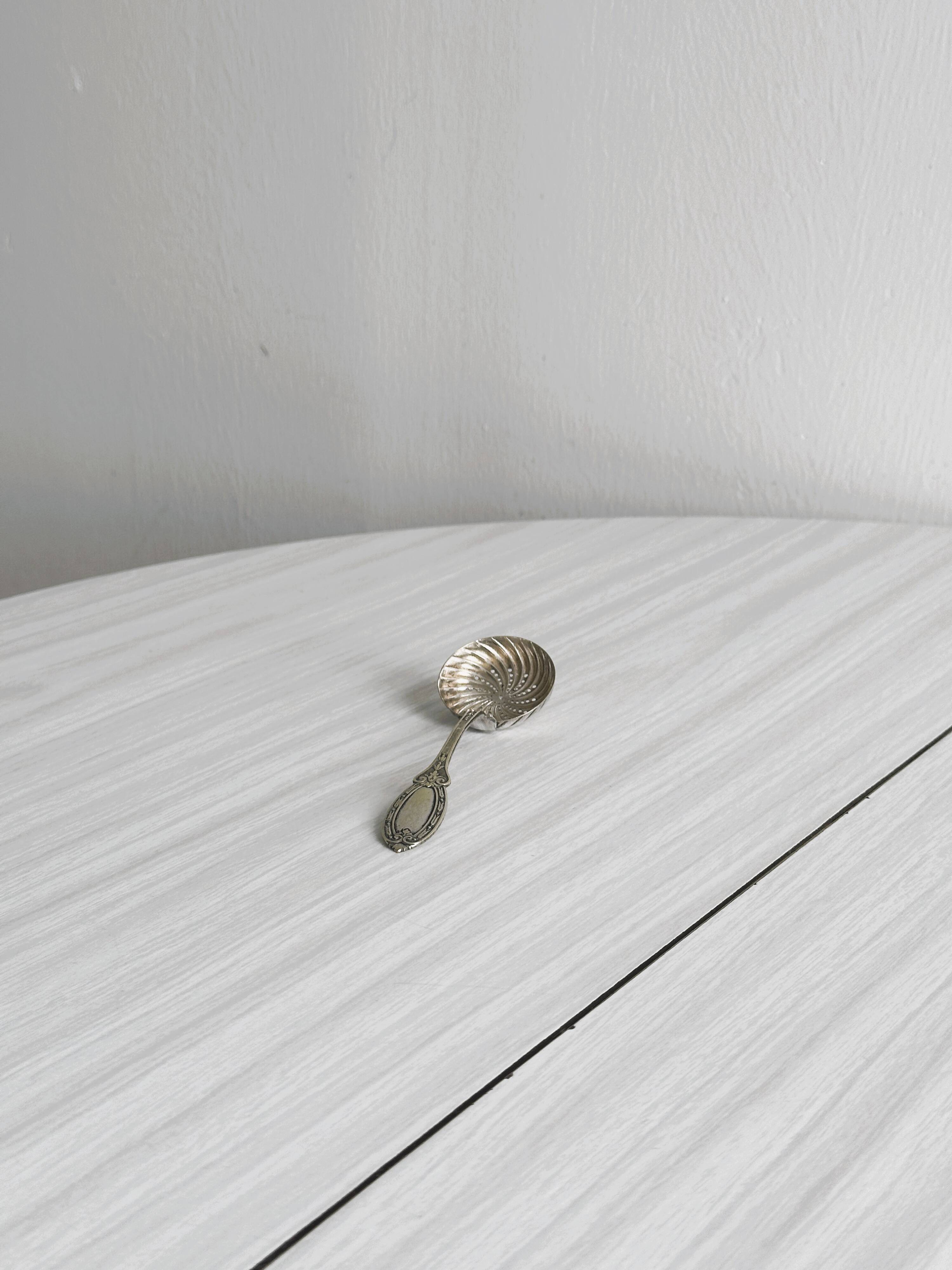 Petite cuillère à poudre ancienne métal argenté