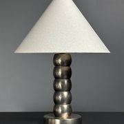Lampe de table moderne en nickel plaqué de style mid-century, époque spatiale, années 1970.