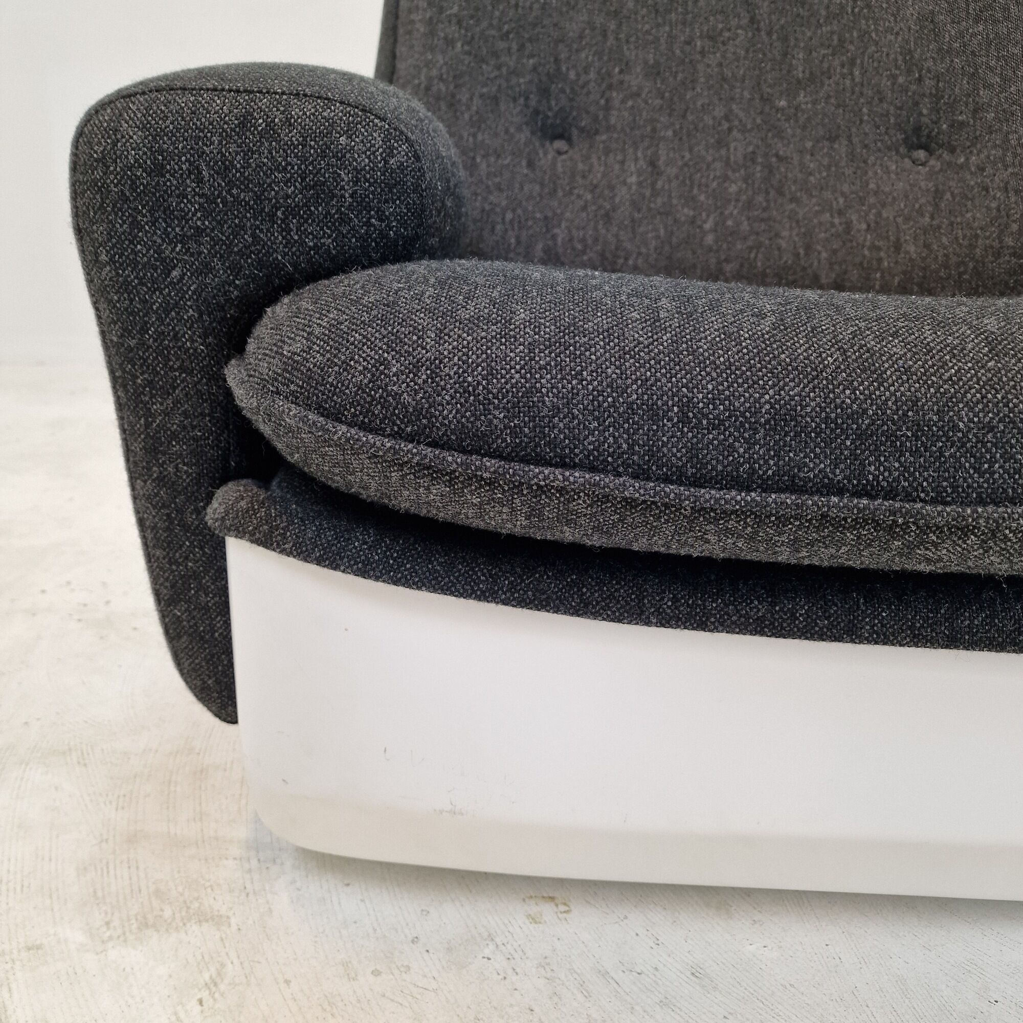 “Orchidée” Lounge Chair by Michel Cadestin for Airborne, France 1968