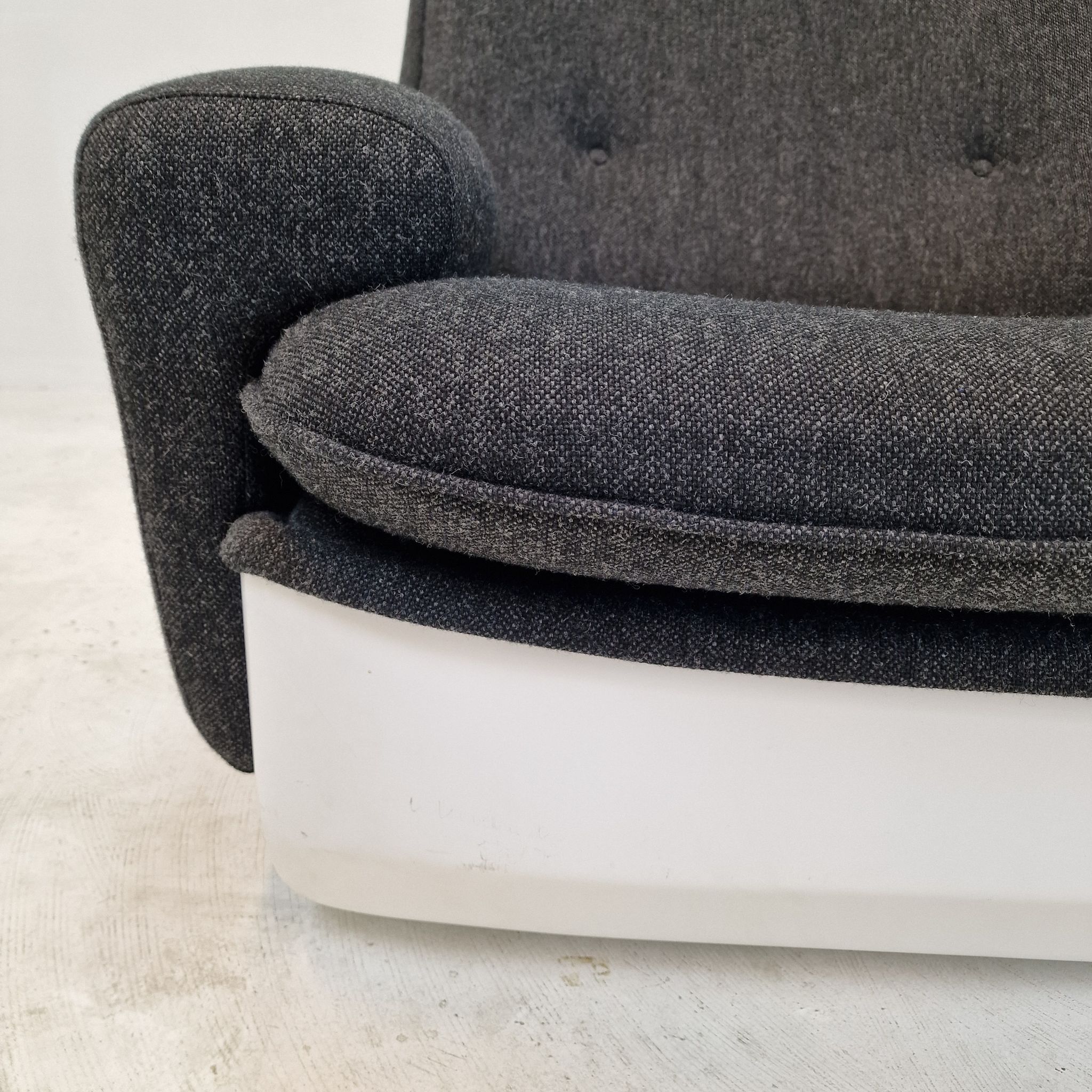 “Orchidée” Lounge Chair by Michel Cadestin for Airborne, France 1968