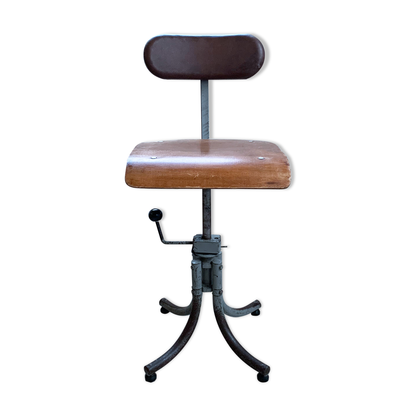 PTT adjustable ause chair year 50