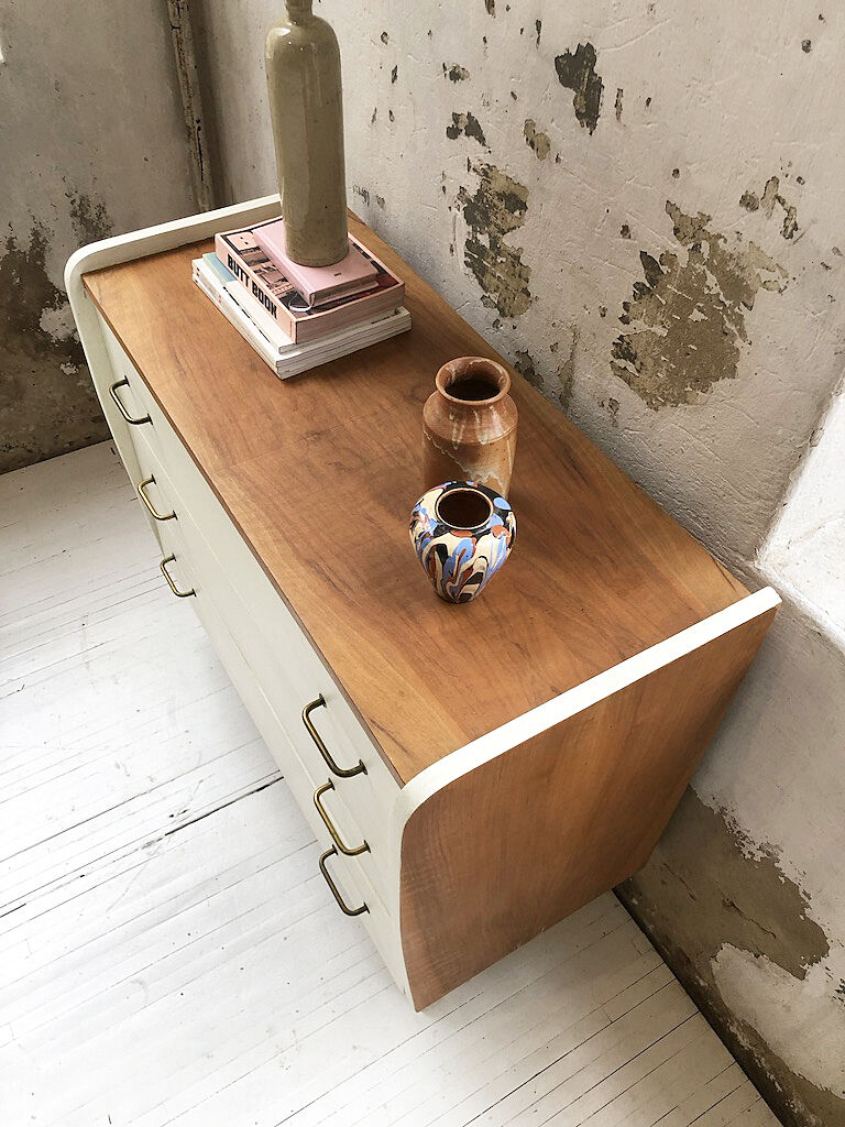 White vintage chest of drawers