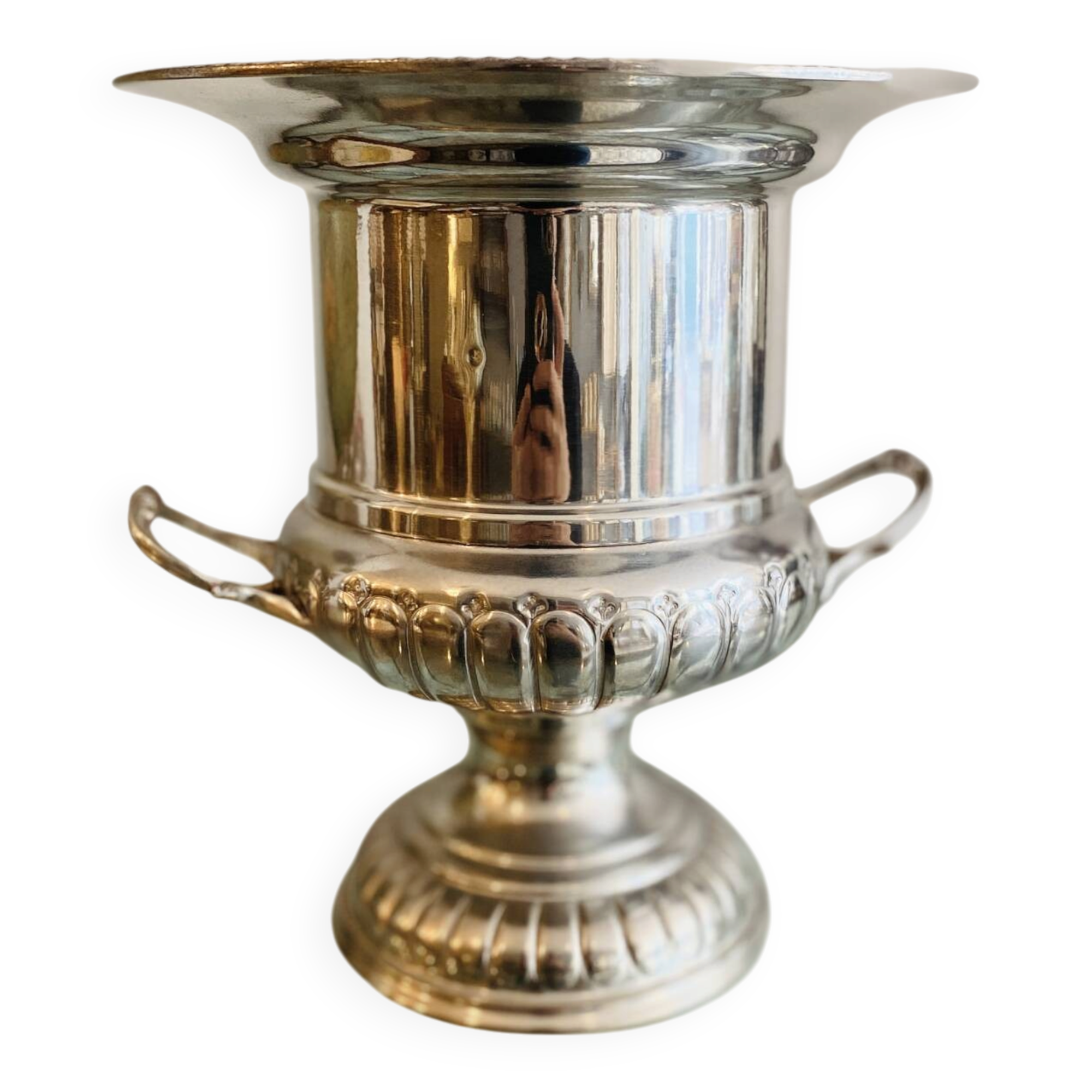 Silver-plated metal champagne bucket ice bucket