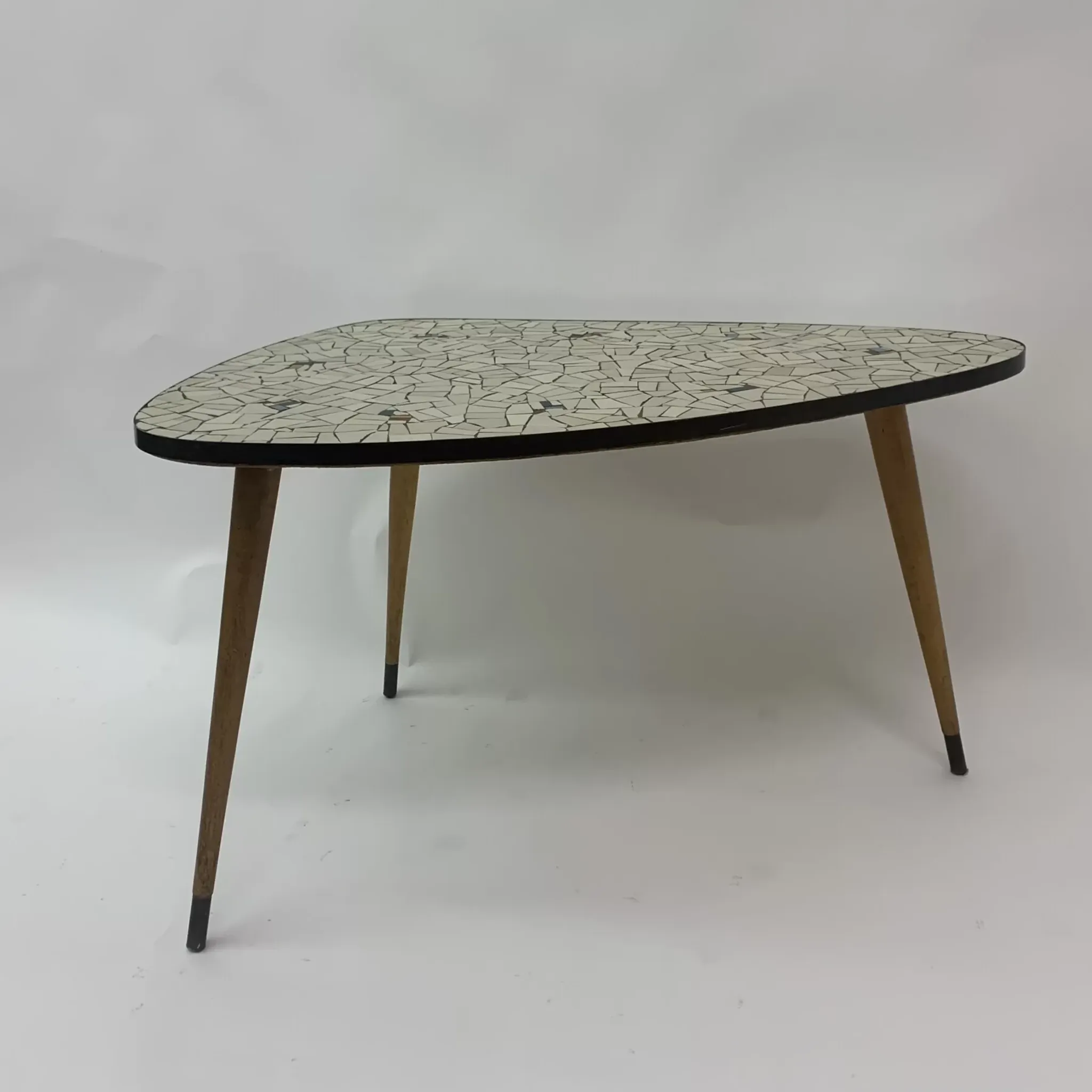 Table d'appoint en mosaïque de style mid-century, années 1960