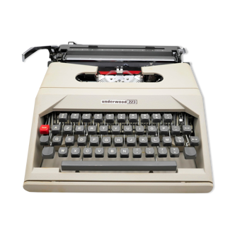 Typewriter Underwood 223 beige vintage revised ribbon new