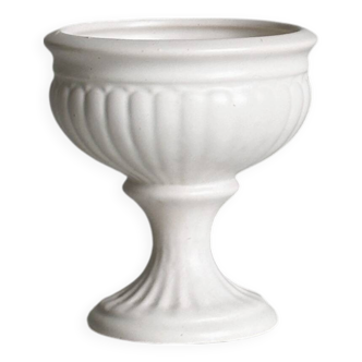 Off-white ceramic footed bowl