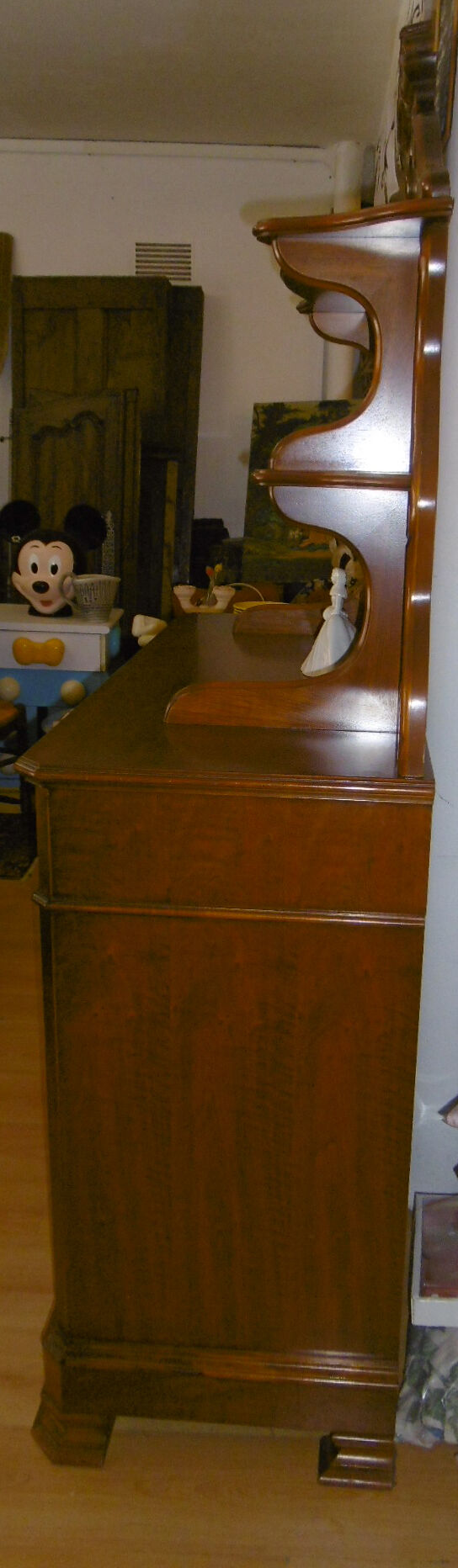 Buffet saint hubert style Louis Philippe solid walnut