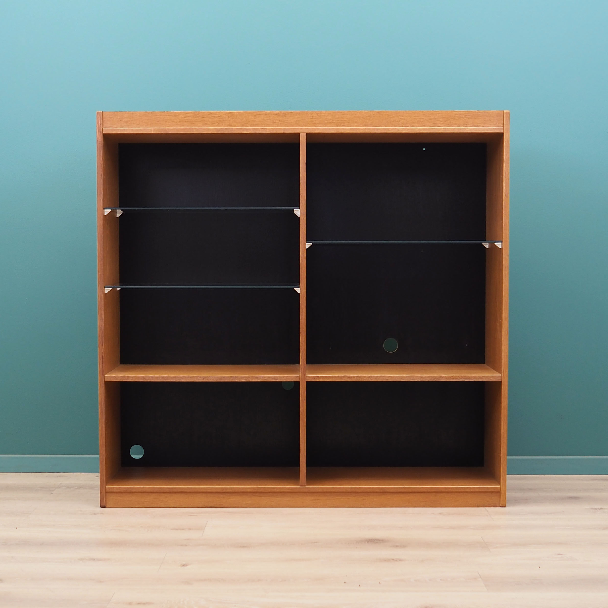 Oak bookcase, Danish design, 1970s, manufactured by ÆJM Møbler