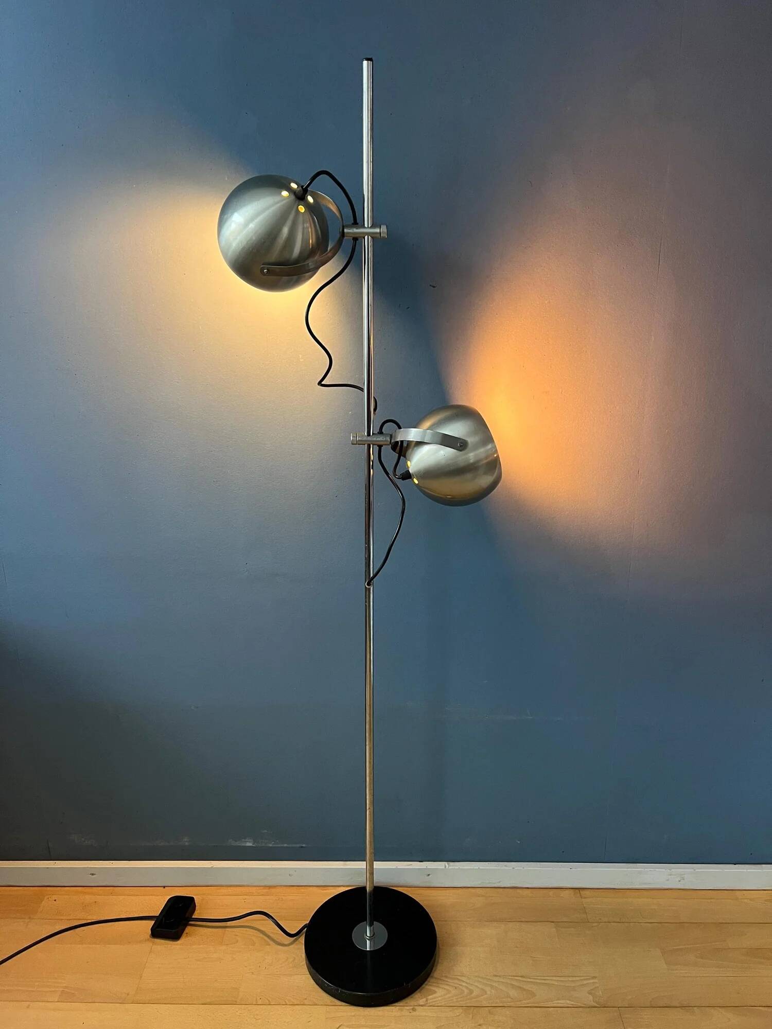 Silver mid-century vintage Herda eyeball floor lamp