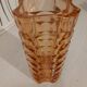 Vase Art Déco en verre moulé ambré
