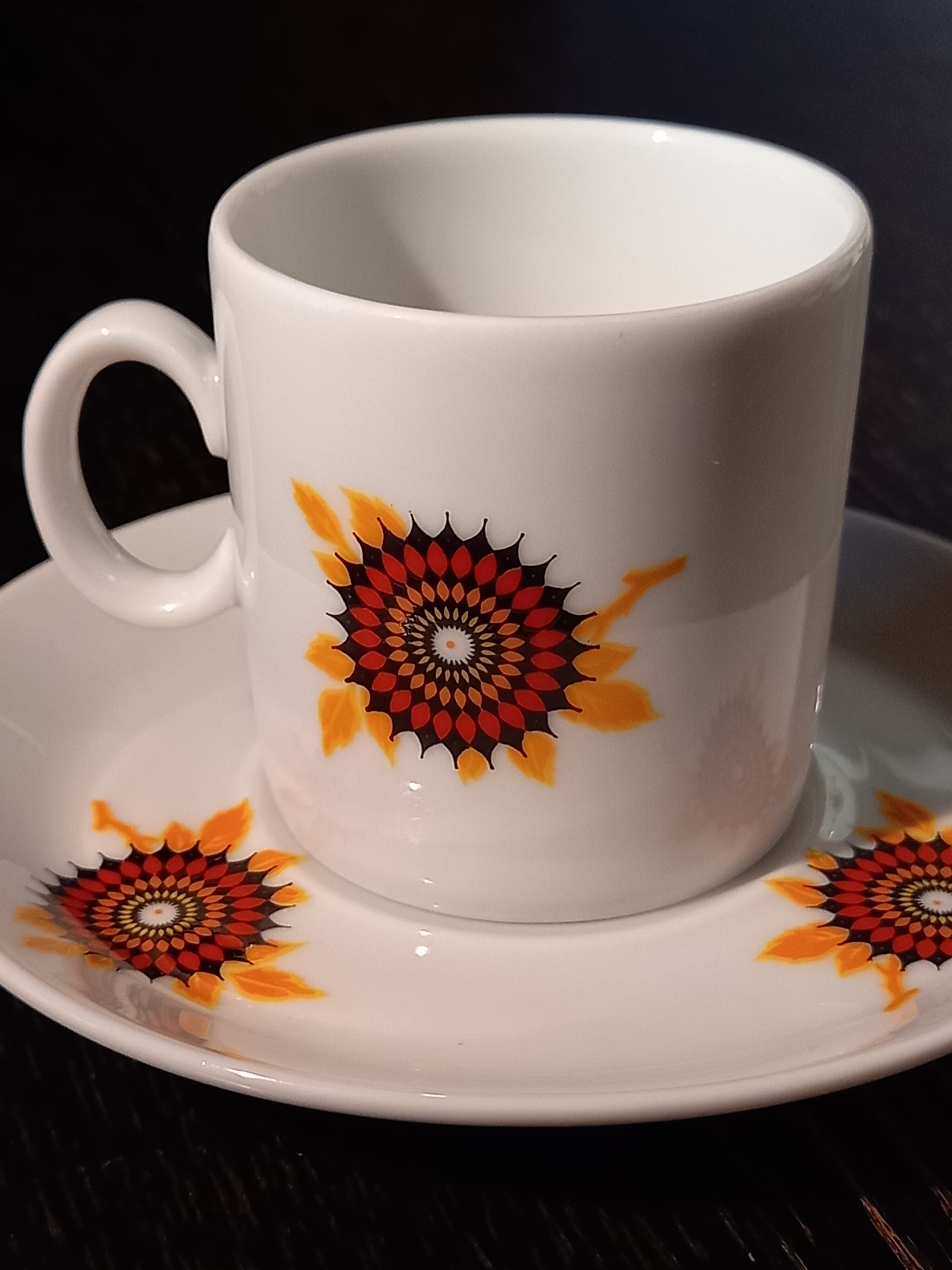 70' porcelain coffee service