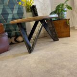 Round coffee table with steel base