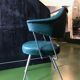 Fauteuil en skai vert