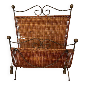Magazine rack