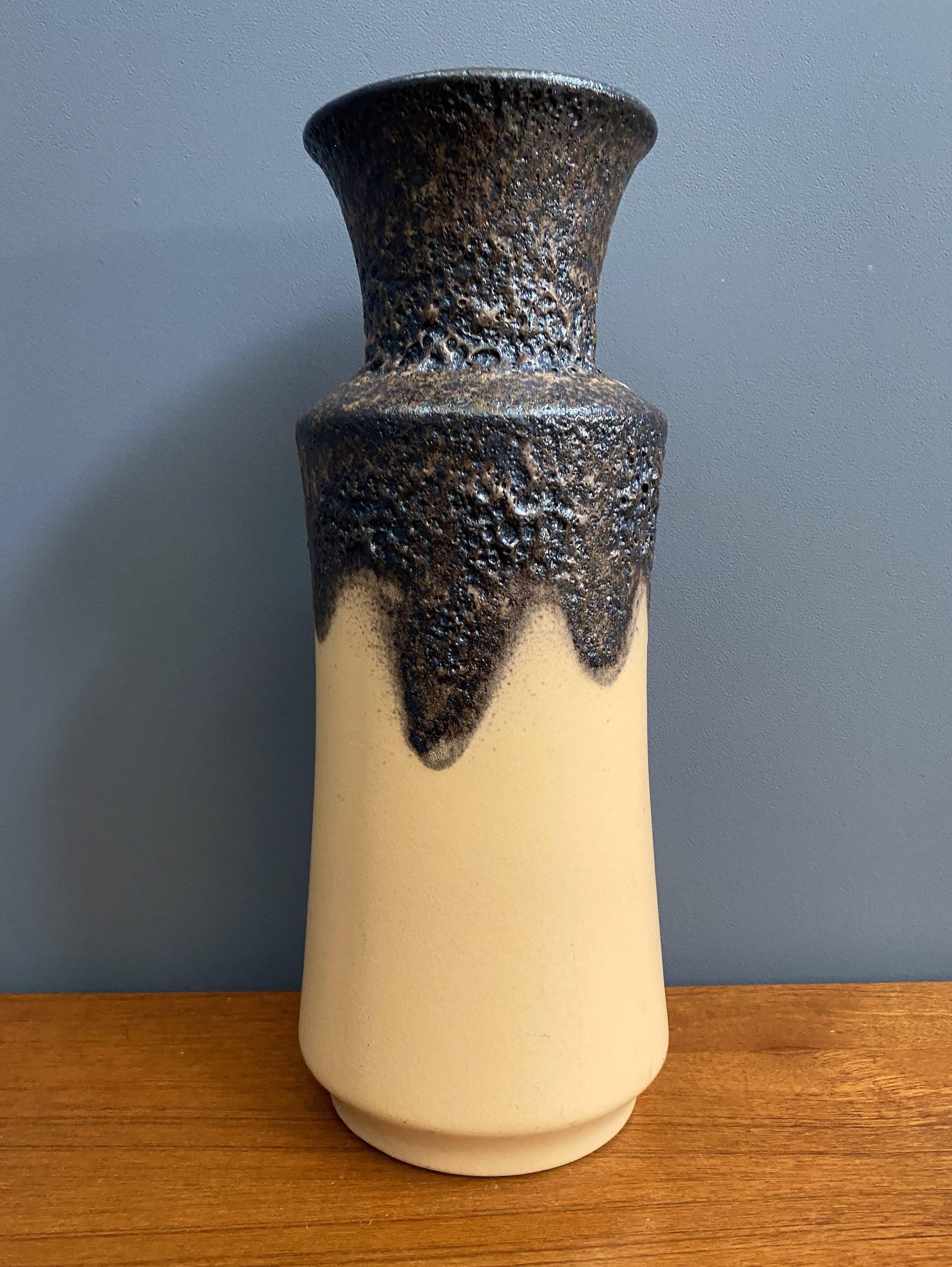 U-keramik vase (uberlacker) model 1452-40, yellow and black WGP 1960s