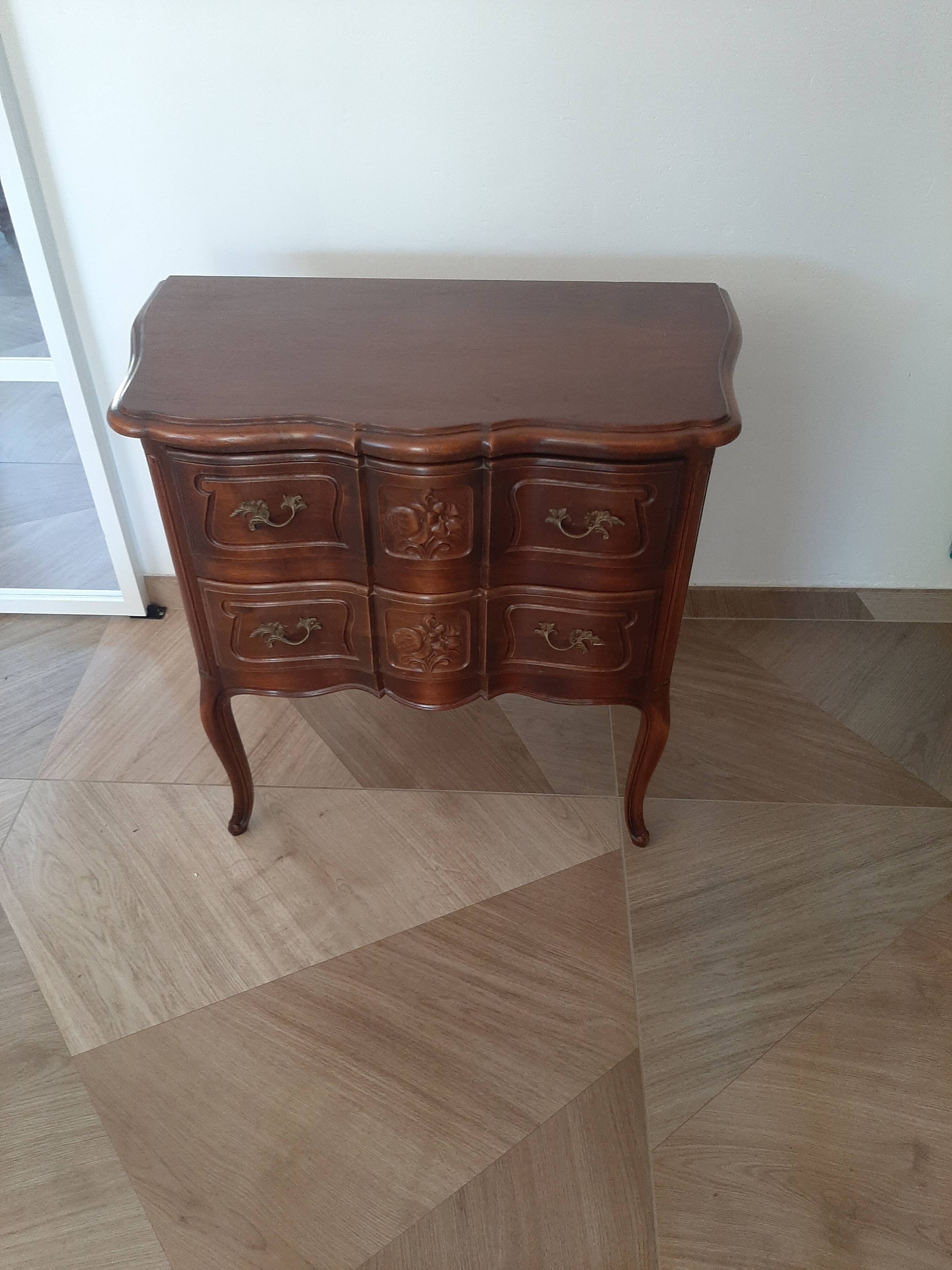 Louis XV style chest of drawers - 2 drawers - Curved feet - 1980s