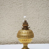 Ancienne lampe à pétrole xl en laiton