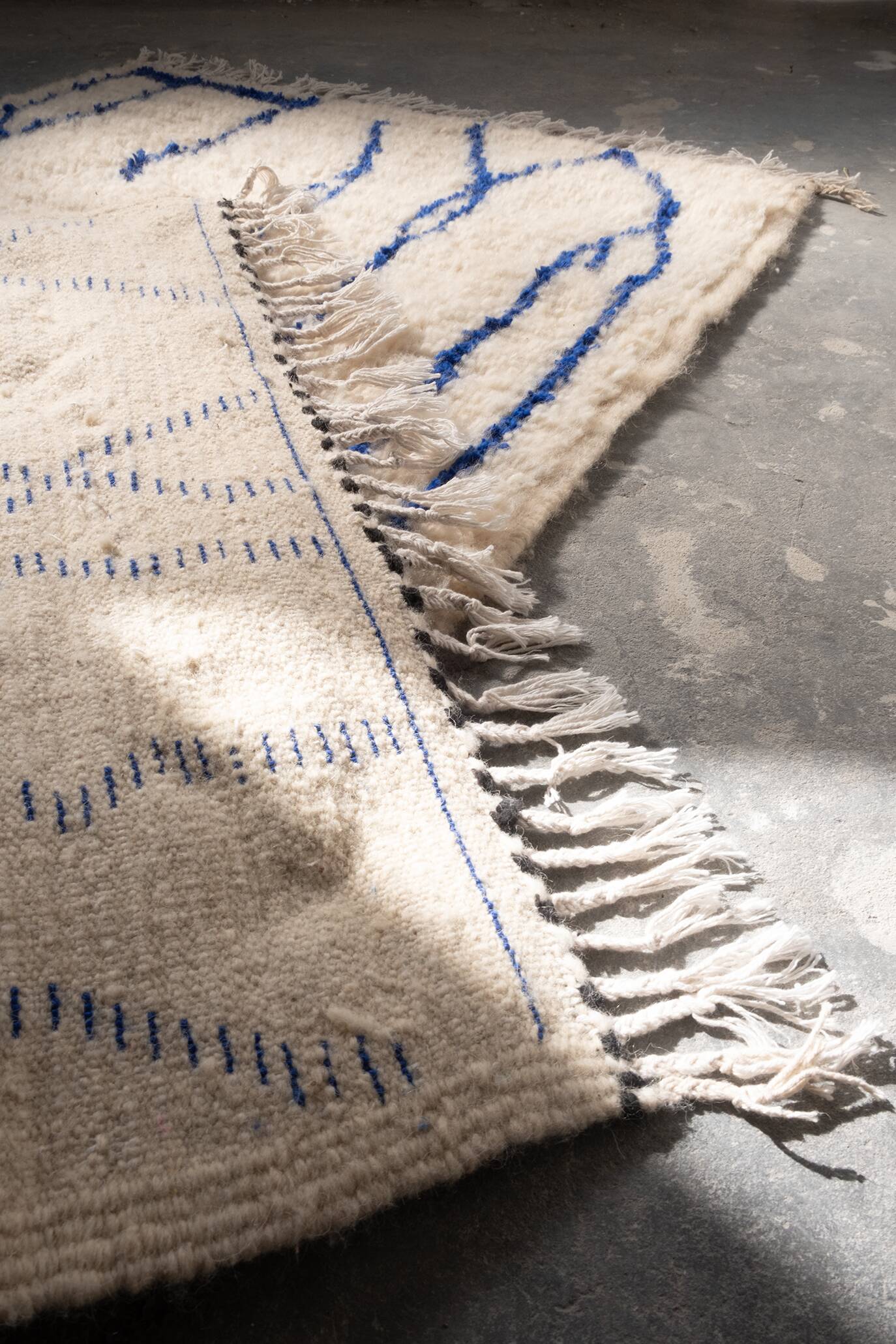 Amazigh Beni Ouarain rug tapis berbére- 140 x 88 cm