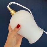 Vintage tulip ride in white opaline