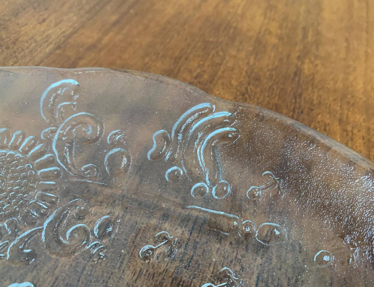 Vintage Swedish glass plate Doran by Goran Warff for Kosta Boda