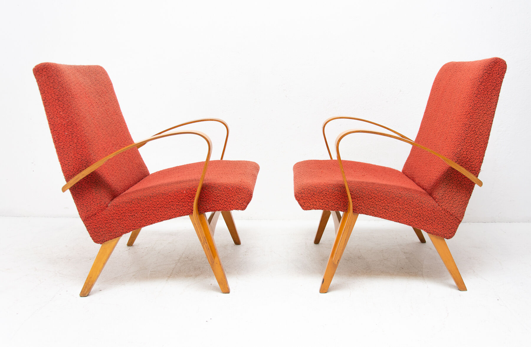 Fauteuils en bois František Jirák pour Tatra nábytok, 1960