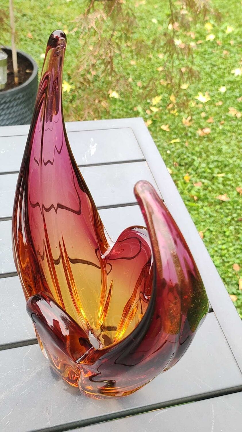Empty pocket/Cutting/Centerpiece Murano, in blown Art glass. Floral shape/tulip