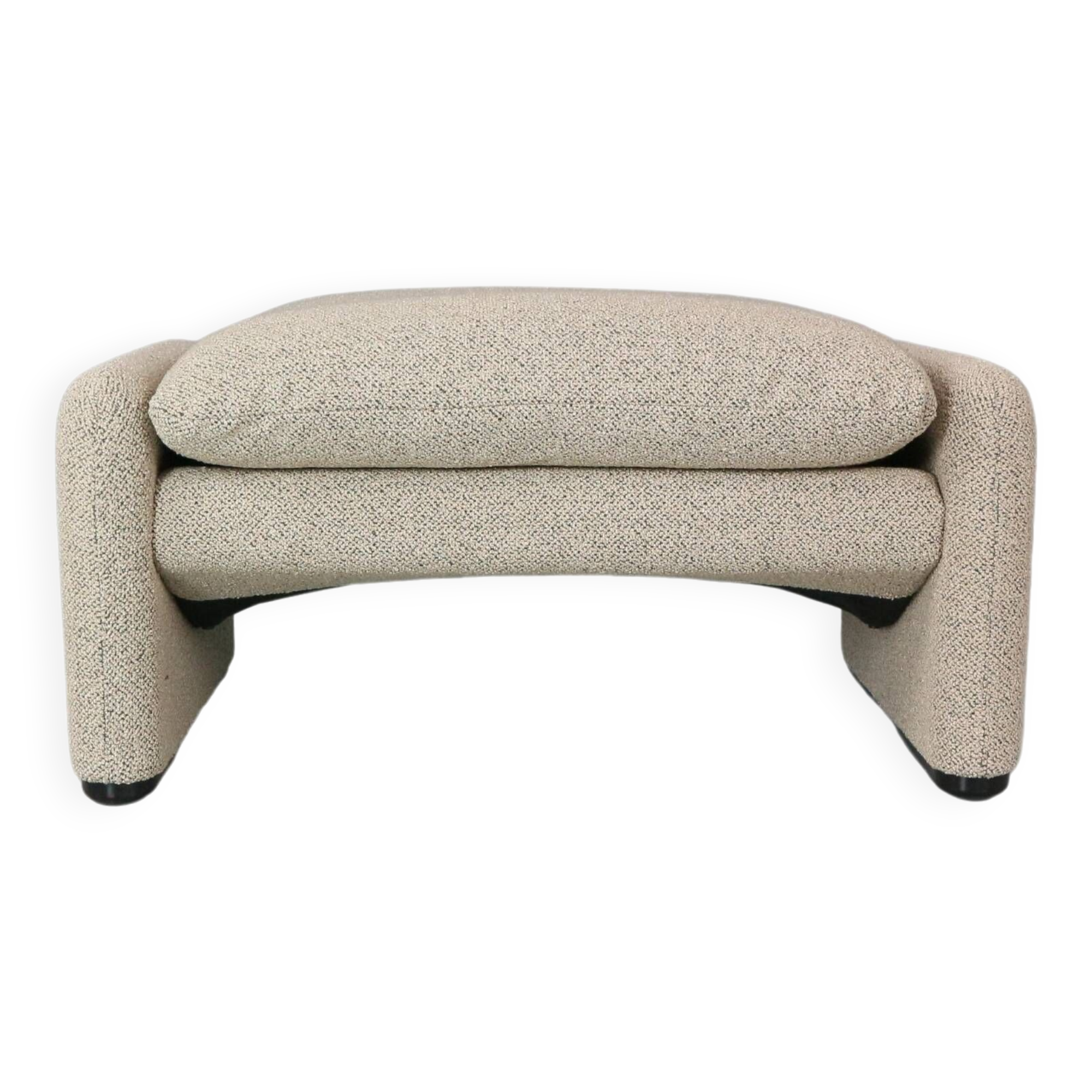 Vico Magistretti "Maralunga" footstool re-upholstered For Cassina