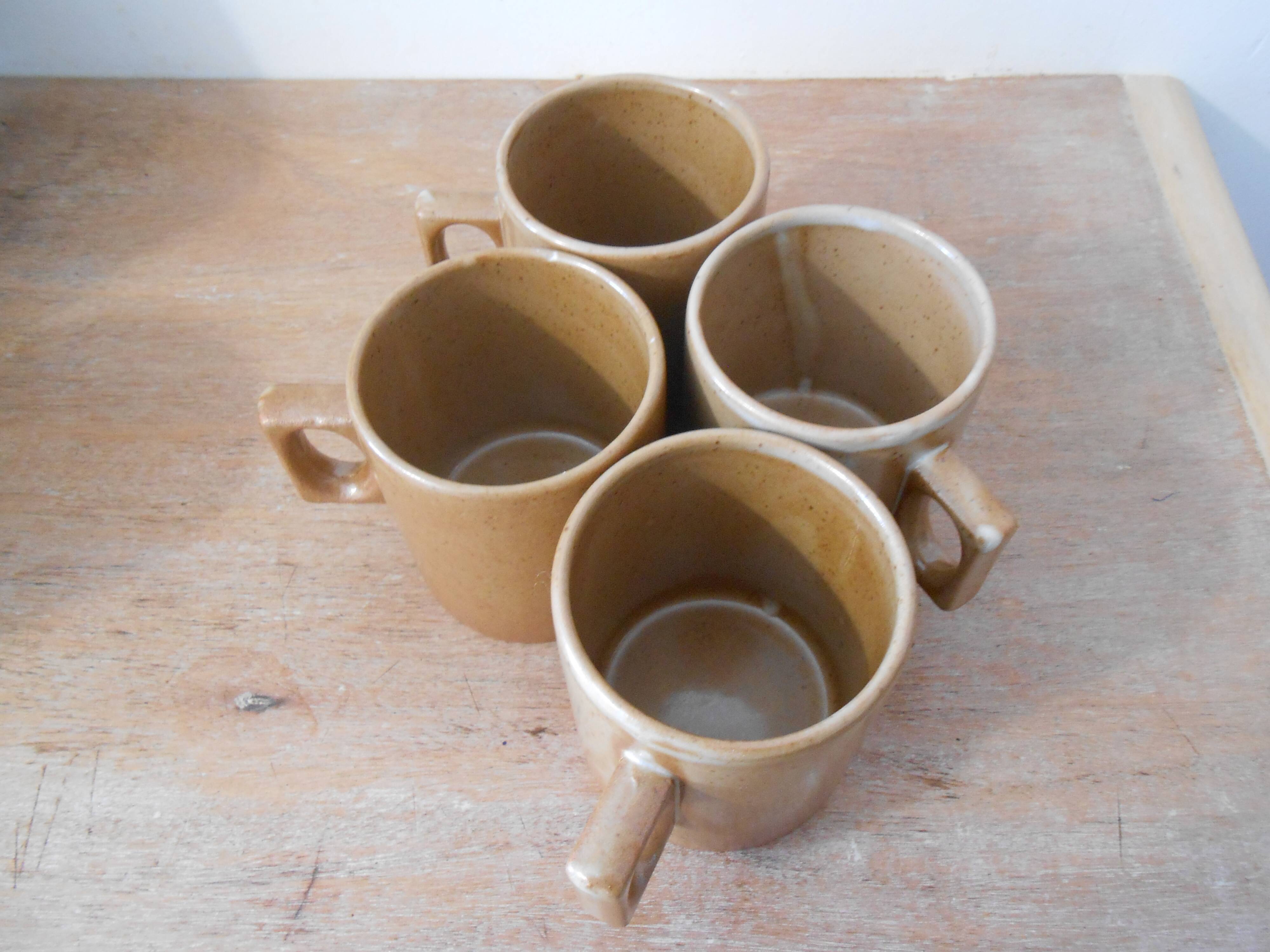 France sandstone, Brenne mugs